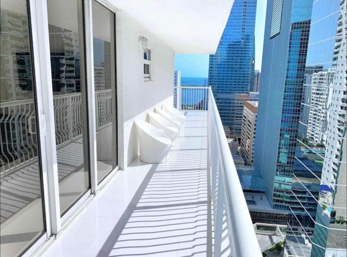 Luxury Sky With And Ocean Views