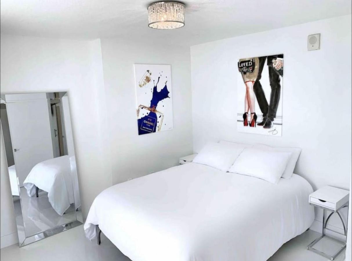Luxury Sky With And Ocean Views Miami